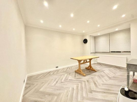 2 bedroom maisonette to rent - Photo 1