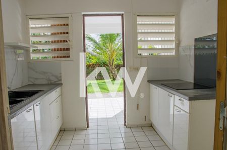 Maison LES ABYMES - Photo 2