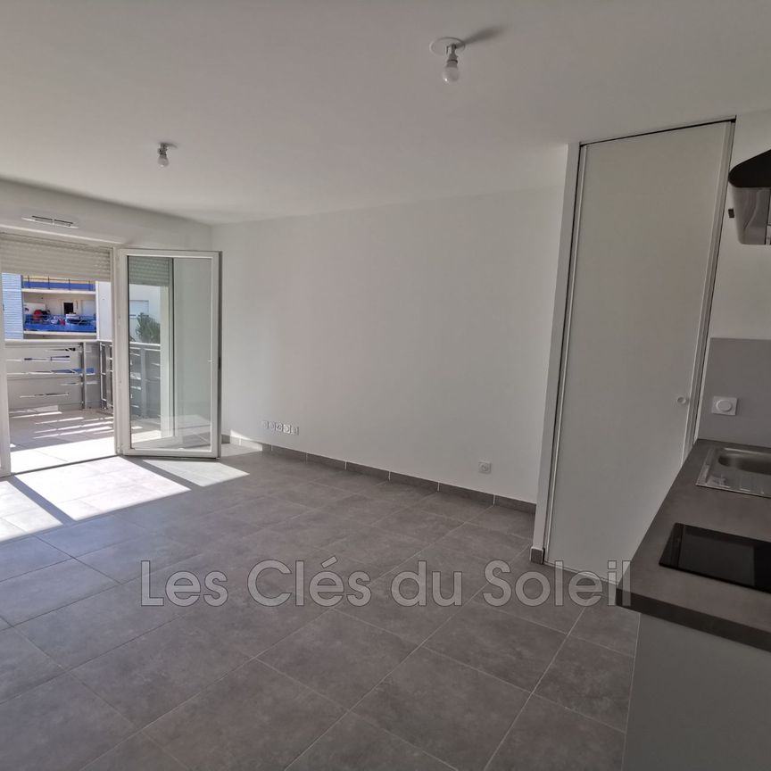 Location appartement 2 pièces 38 m² Toulon - Photo 1