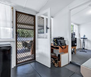 8 Rowell Rd, Melrose Park SA 5039 - House For Rent | Domain - Photo 4