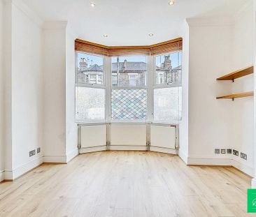 2 bedroom maisonette to rent - Photo 2