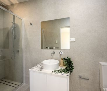 Renovated Home with Self-Contained Studio - Photo 3