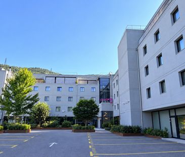 Magnifique appartement de 2.5 pièces en attique moderne à Sion - Foto 4
