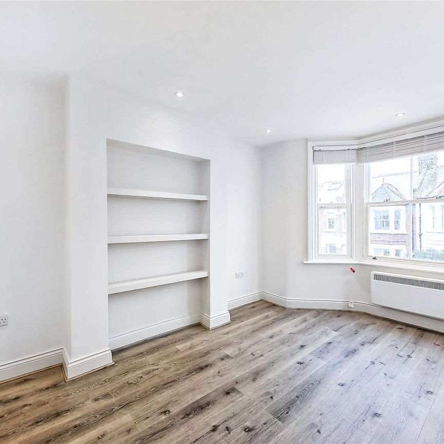 Rudloe Road, London, SW12 0DR - Photo 1