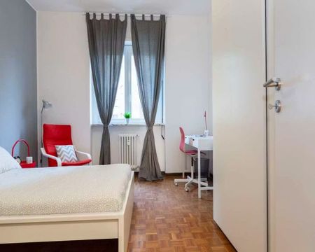 Via dei Mandorli, Cesano Boscone, Lombardy 20090 - Photo 5