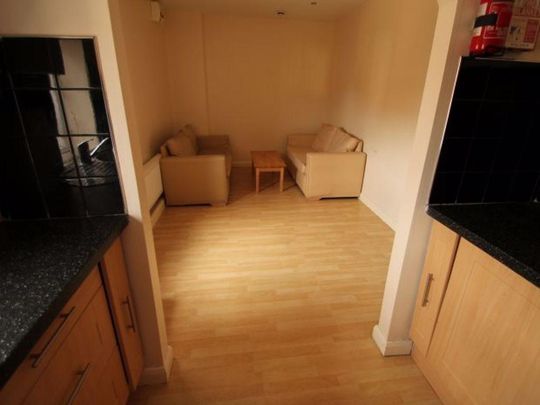 2 bedroom house to rent - Photo 1