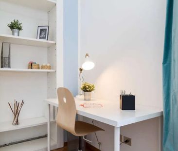 Corso di Porta Romana, Milan, Lombardy 20122 - Photo 6