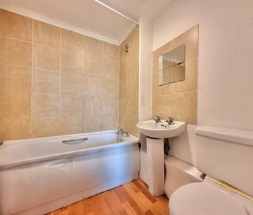 1 Bedroom Apartment To Let - Photo 5