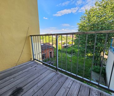 Schöne renovierte Wohnung mit Balkon - Photo 2