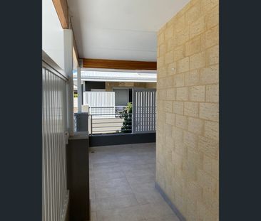 8/21 Lord Street, Bassendean, WA 6054 - Photo 6