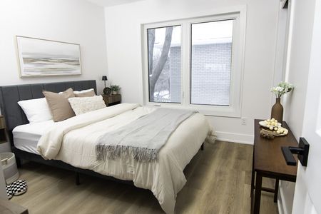 Newly Constructed Boutique in Hintonburg - Photo 4