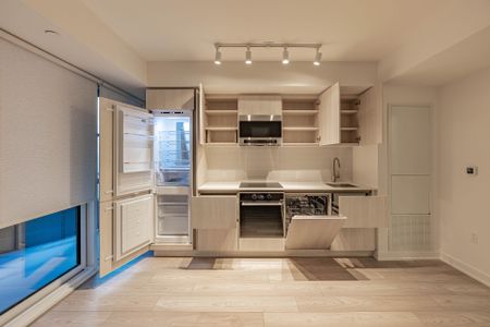 For Lease - 110 Broadway Avenue Unit# 309, Toronto, Ontario - Photo 4