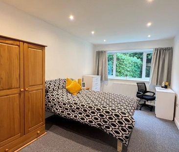 1 bedroom in a house share to rent - Photo 4