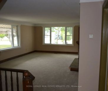 Property For Lease | X9271215 - Photo 2