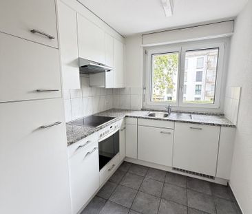 Attraktive Wohnung, nahe Bahnhof Lenzburg - Photo 3