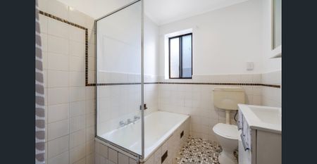 Low-Maintenance Living in a Convenient Community Setting - Photo 5