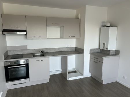 Location Appartement 2 pièces 44m² ST LO 50000 - Photo 4