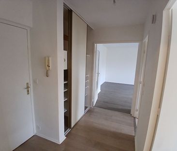 Location Appartement 2 pièces 50m² - Photo 2