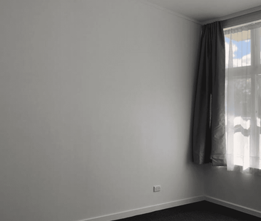 Spacious and light - Photo 3