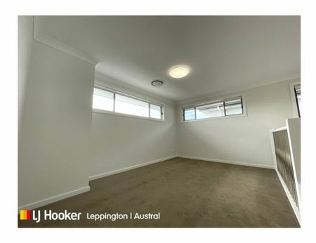 Modern Living at Its Finest - Photo 3