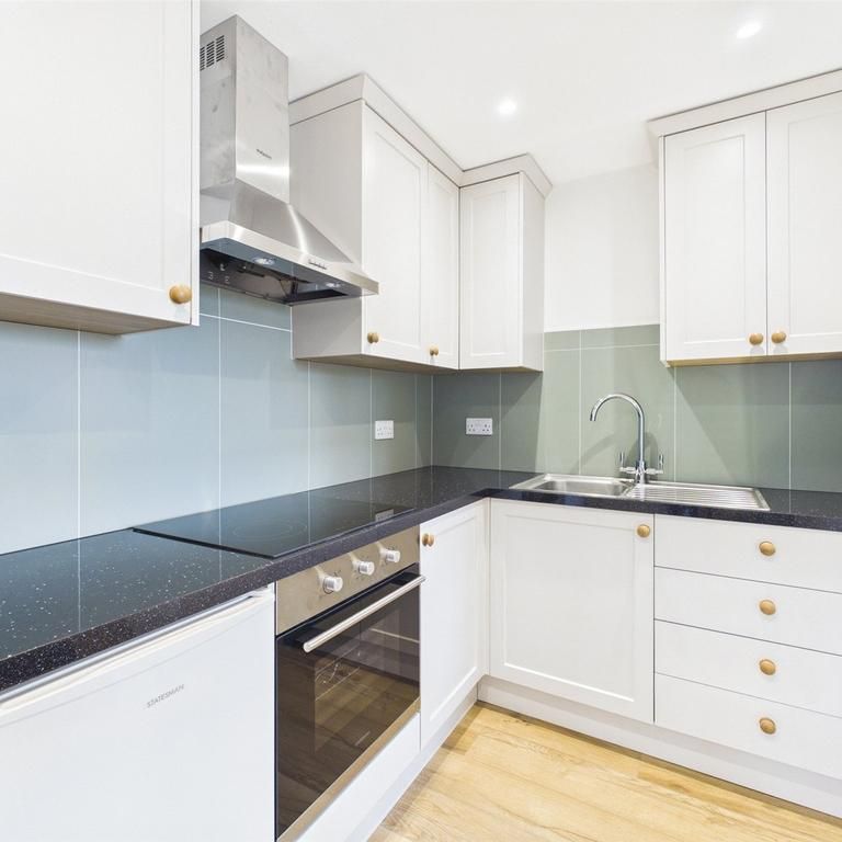 1 bedroom semi-detached house to rent - Photo 1