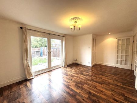 3 bedroom terraced house to rent - Photo 2