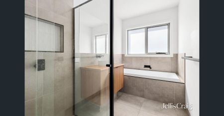 This little beauty! - Photo 4