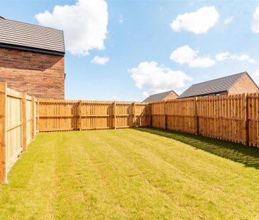 2 bedroom terraced house to rent - Photo 1