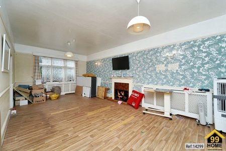 Retirement Property in Barnett Wood Lane , Ashtead, KT21 2LR - Photo 3