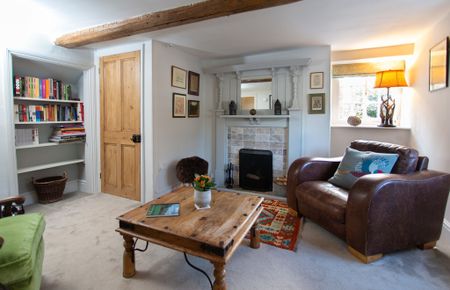 3 bedroom Cottage to let - Photo 3