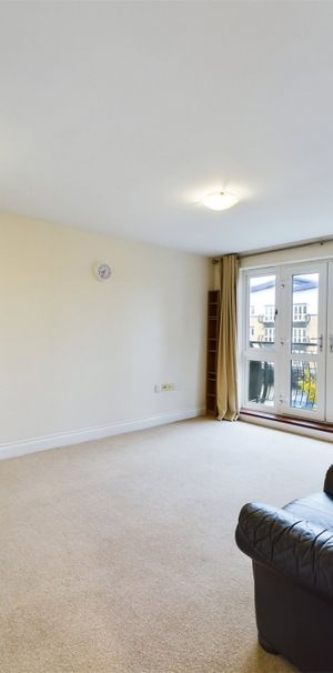 Luscinia View, Reading Luscinia View, Reading - Photo 1