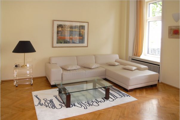 3 Zimmer in Düsseldorf - Photo 1