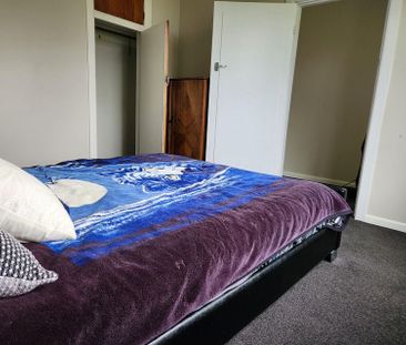 Charming 4BR Family Home in Kaiapoi - Photo 2