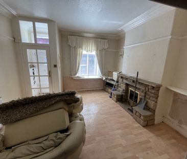 3 bed mid-terraced house to rent in Ramsden Street, Ashton-Under-Ly... - Photo 3