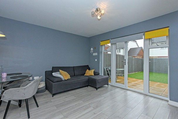 2 bedroom terraced house to rent - Photo 1