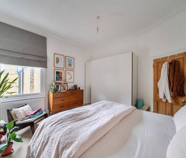 3 bedroom flat to rent - Photo 2