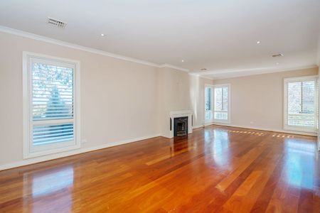 13 Elliott Street, Campbell ACT 2612 - House For Rent | Domain - Photo 3