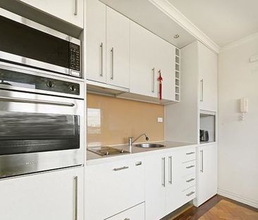 Unit 9/37-41 Margaret Street, South Yarra. - Photo 1