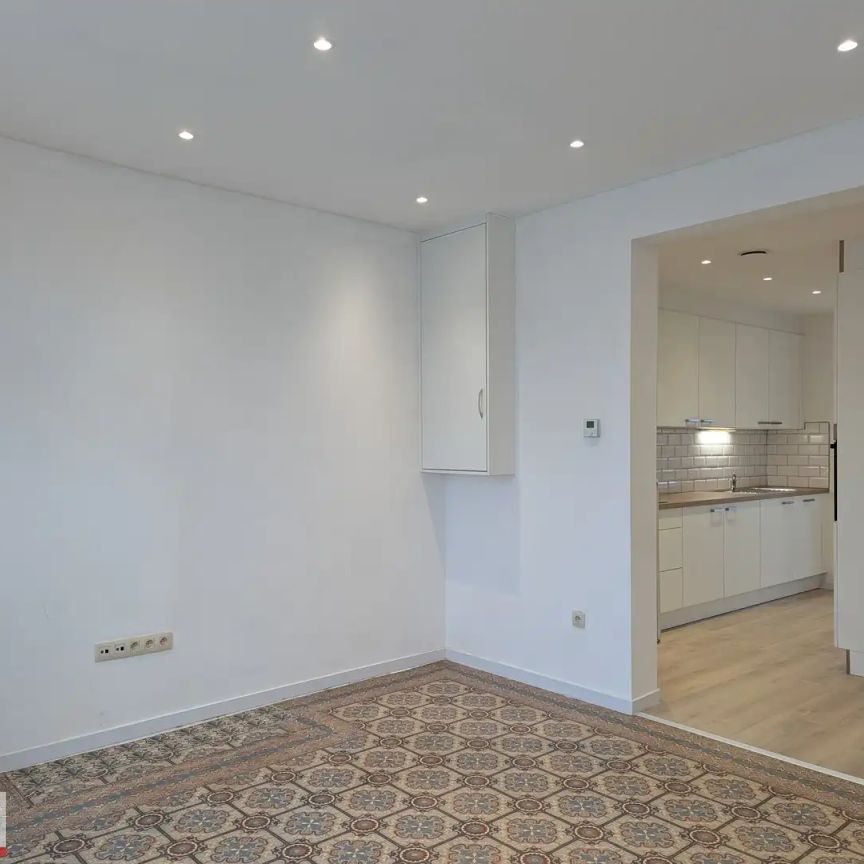 Rustig gelegen gezinswoning met tuintje - Photo 1