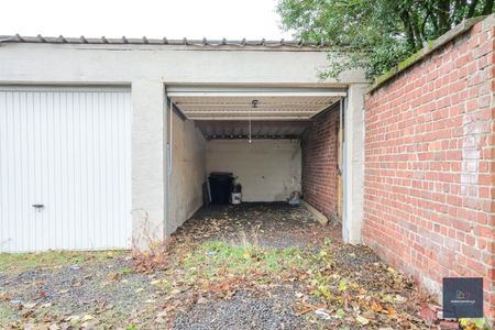 Ruim gelijkvloersappartement met 2 slaapkamers , een zuidgeorienteerde tuin en garage - Foto 5