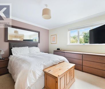 4 bedroom semi-detached house to rent - Photo 2