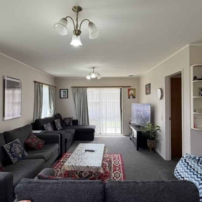 Warm & Spacious 3-Bedroom Home for Rent in Wallaceville - Photo 1