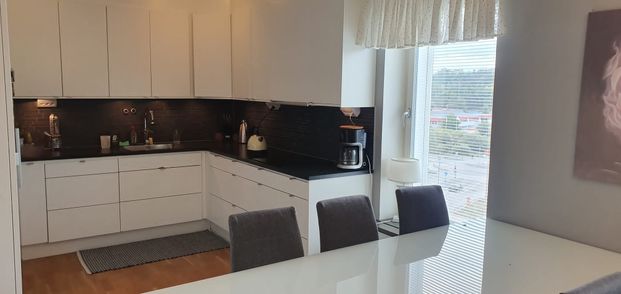 Gamla Enköpingsvägen, Sundbyberg - Photo 1