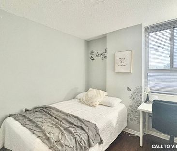 ELEGANT 3-BEDROOM CONDO WITH UPGRADED FINISHES AND CITY VIEWS - Photo 3