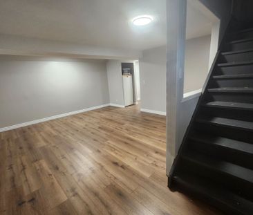 For Lease - 197B Cedarvale Crescent Unit# Lower, Waterloo, Ontario - Photo 2