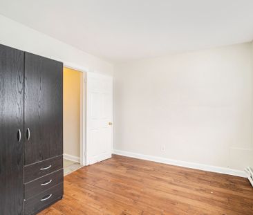 For Lease - 726 Edison Avenue Unit# 1, Carlingwood - Westboro and A... - Photo 2