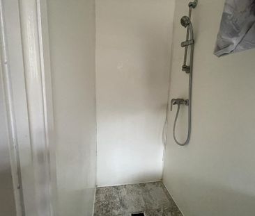 Studio to rent - Photo 6