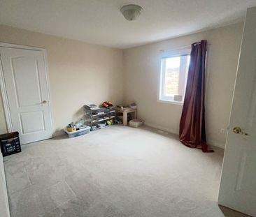 For Lease - 9 Alfred Paterson Drive, Markham, Ontario - Photo 5