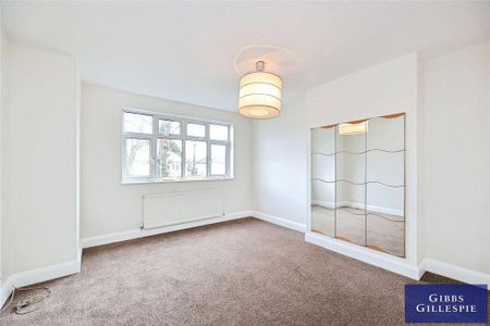 4 bedroom semi-detached house to rent - Photo 5