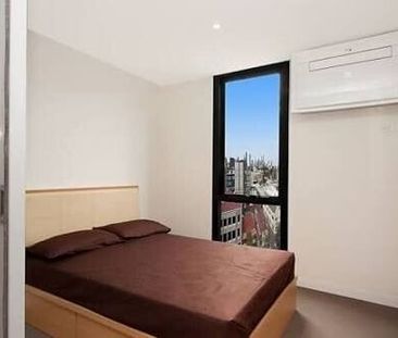 North Melbourne - Photo 3